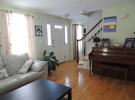 5th image of 28 Victoria Ave