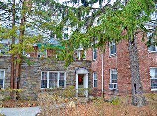 74 Pinewood Rd APT 1D, Hartsdale, NY 10530