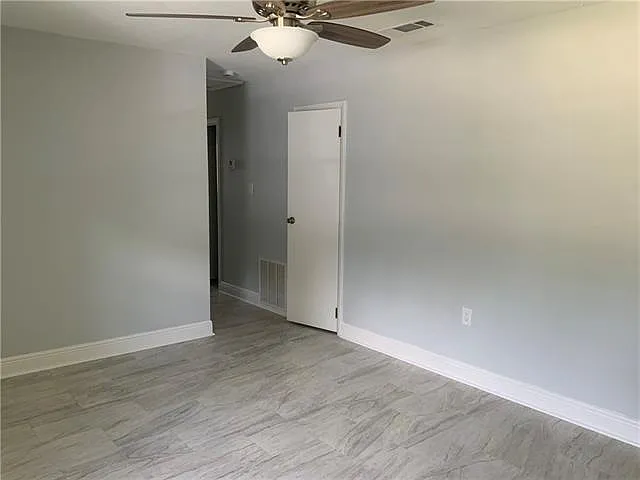 3 bed, 1.5 bath, 936 sqft, $1,650 — Photo 4
