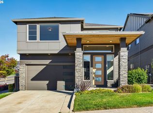 17437 SW Dotterel Ln, Beaverton, OR 97007