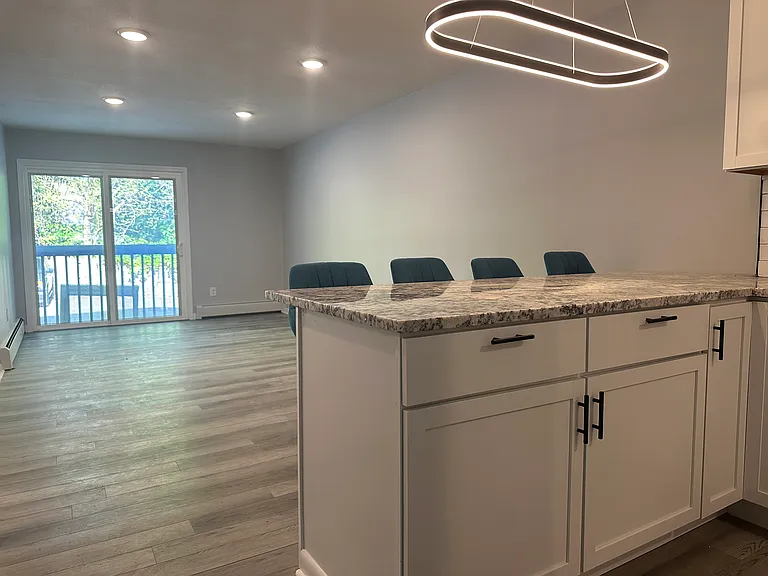 314 Oak St #5 — Photo 8
