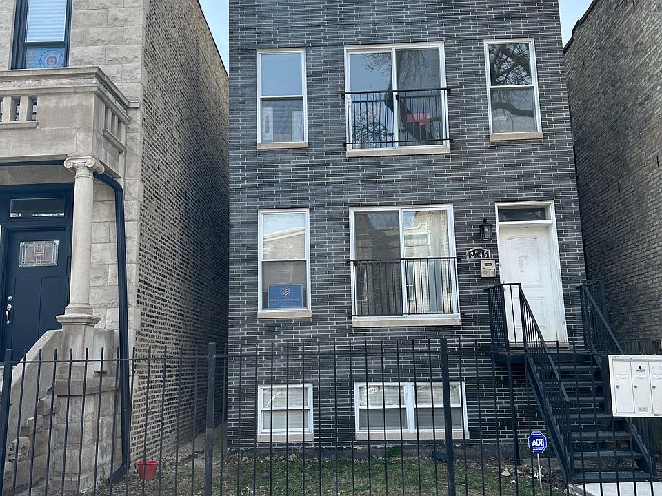 1st image of 2745 W Wilcox St #3