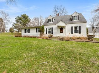 W204N8366 Lannon Rd, Menomonee Falls, WI 53051