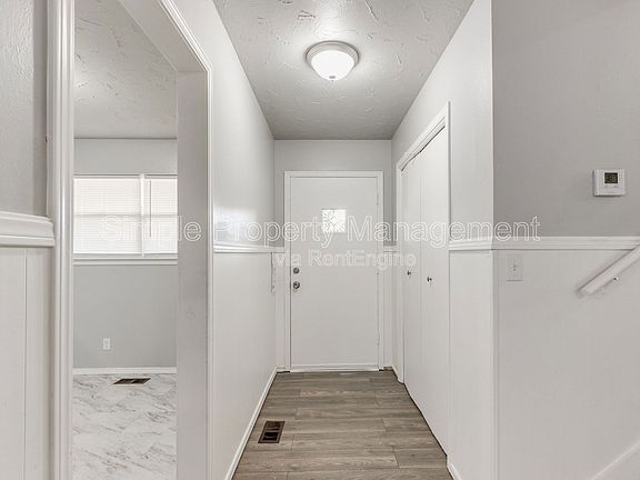 3rd image of 4705 Tate Dr