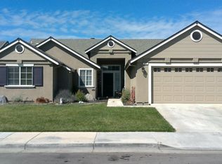 472 Santa Barbara St, Los Banos, CA 93635