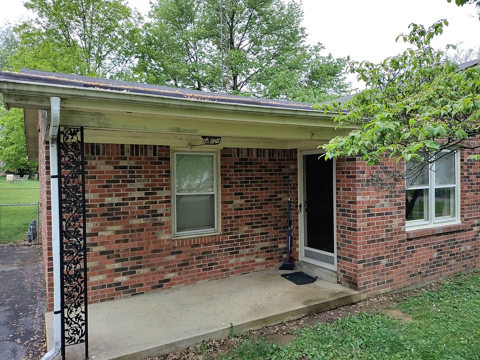 1st image of 105 Ann Dr #1