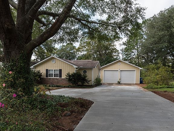 2nd image of 640 Chapelwood Dr