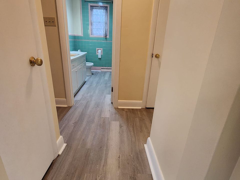 Hall way entrance