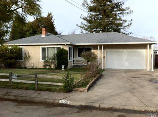 1136 Elm Dr, Novato, CA 94945