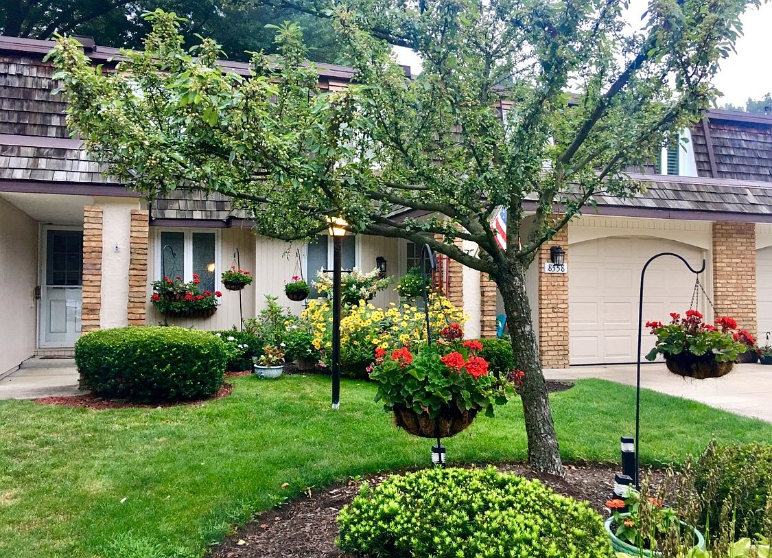 8560 Tanglewood Trl, Chagrin Falls, OH 44023 Zillow