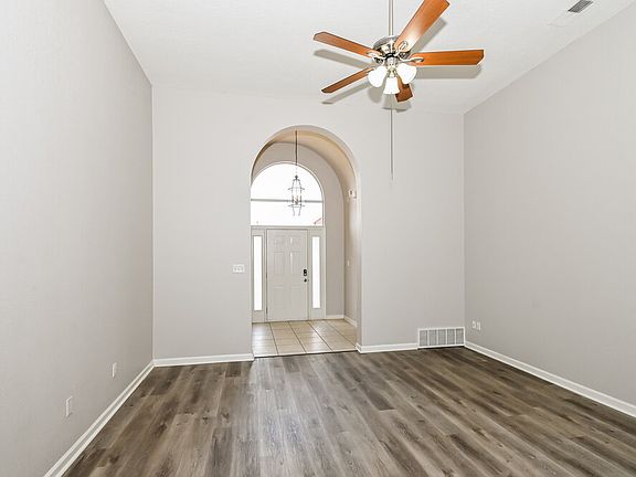 5th image of 9946 Rachel Shea Ave