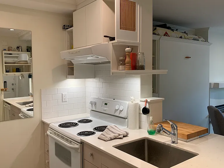 3150 W 4th Ave #4 — Photo 4