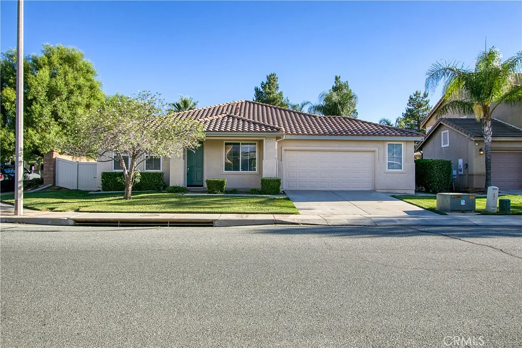 4 bed, 2073 sqft, $2,980 — Photo 1