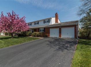 16 16 Inverness Drive Dr, Old Bridge, NJ 08857