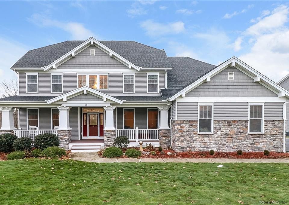 1st image of 10 Rolling Hills Dr