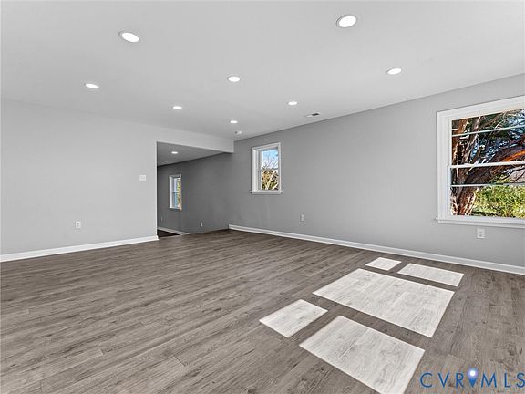 4th image of 14530 Lodore Rd