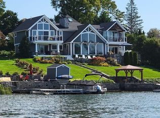 18 Arrowhead Rd, Brookfield, CT 06804