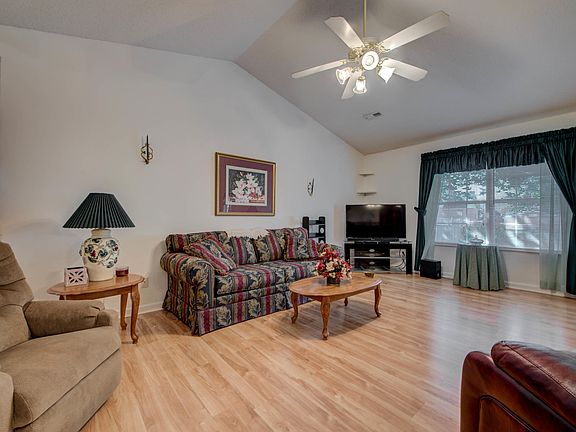 5th image of 1313 Newbury Ln