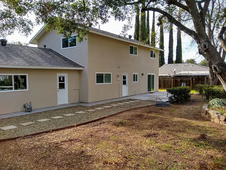 1275 Mariano Dr — Photo 9