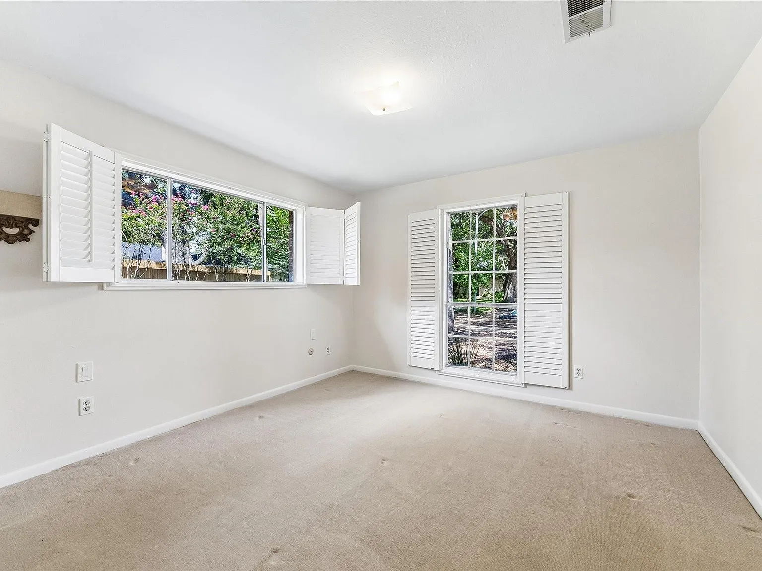4 bed, 2.5 bath, 2225 sqft, $2,950 — Photo 4