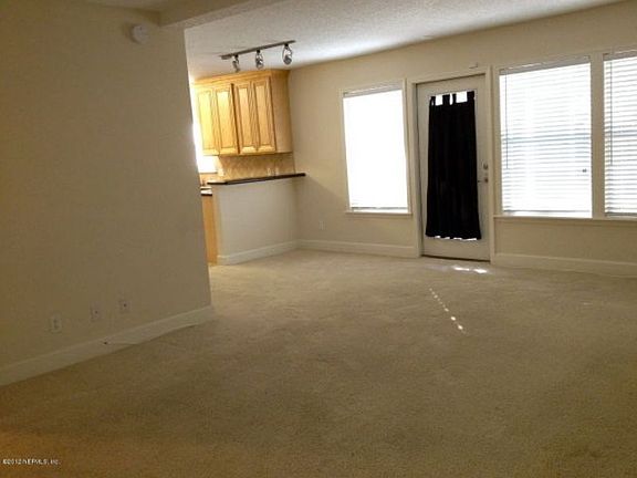 4th image of 3434 Blanding Blvd Unit 109