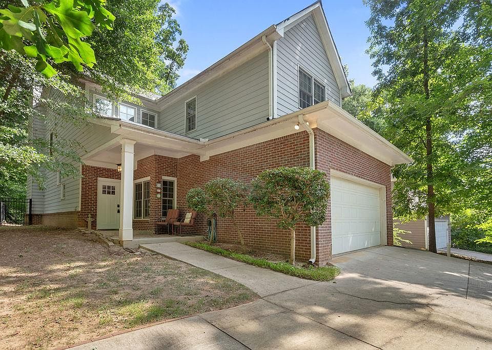1st image of 32 Edwin Pl NW