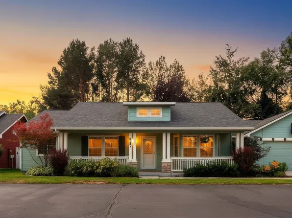 8897 W Hepburn Ln, Garden City, ID 83714