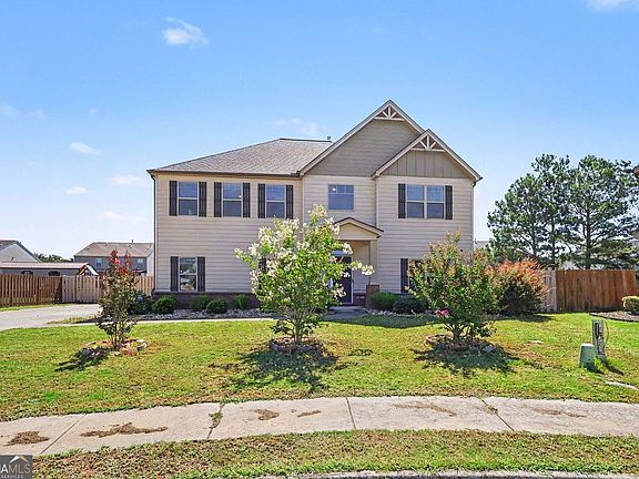 2nd image of 55 Silver Willow Ct