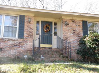 858 Fair Oaks Dr, Macon, GA 31204