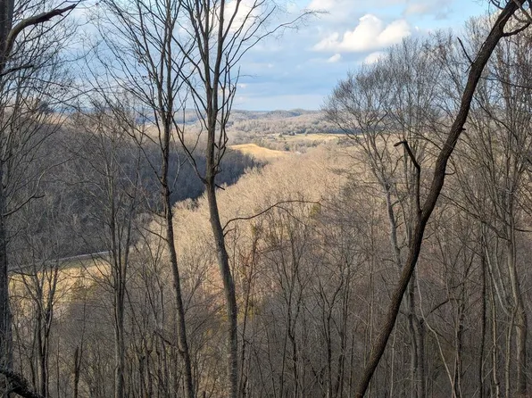 54AC Celina Rd, Burkesville, KY 42717