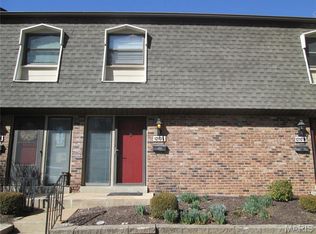 1210 Wicklow Rd APT L, Ballwin, MO 63021