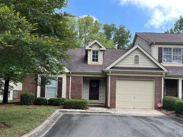 9151 Providence Colony Dr #1, Charlotte, NC 28277