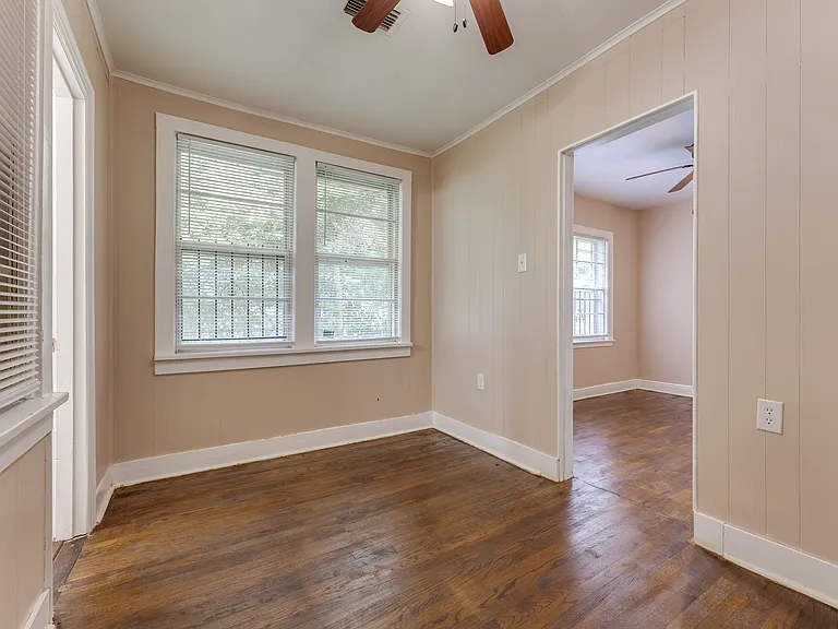 1500 W Short 17th St — Photo 19