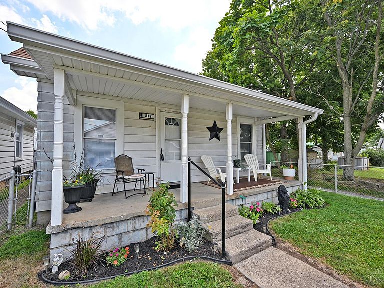 Listing photo 5