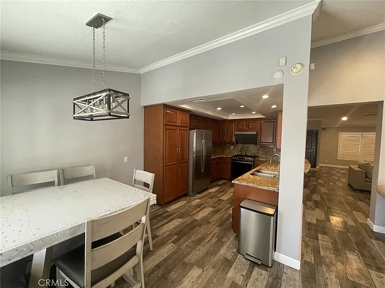 6345 Amherst Ct — Photo 16