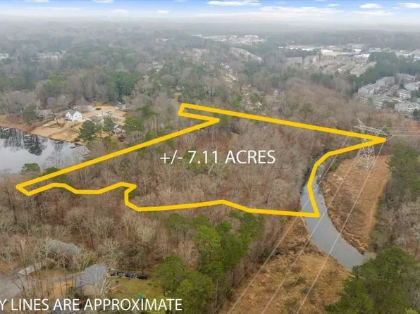 4194 Rocky Ledge Way, Snellville, GA 30039