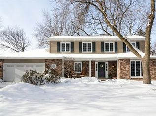 164 Taylor Ave, Glen Ellyn, IL