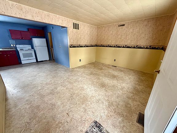 5th image of 10979 W McDowell St