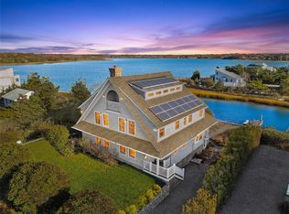 70 Cold Spring Point Rd, Southampton, NY 11968