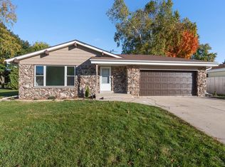 510 Carl Schurz Dr, Watertown, WI 53098
