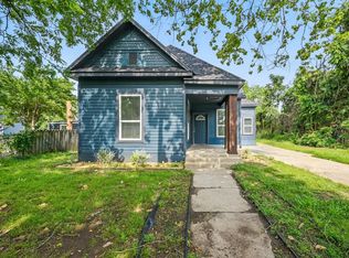 210 N 5th Ave, Denison, TX 75021