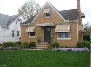 6111 Sunderland Dr, Parma, OH