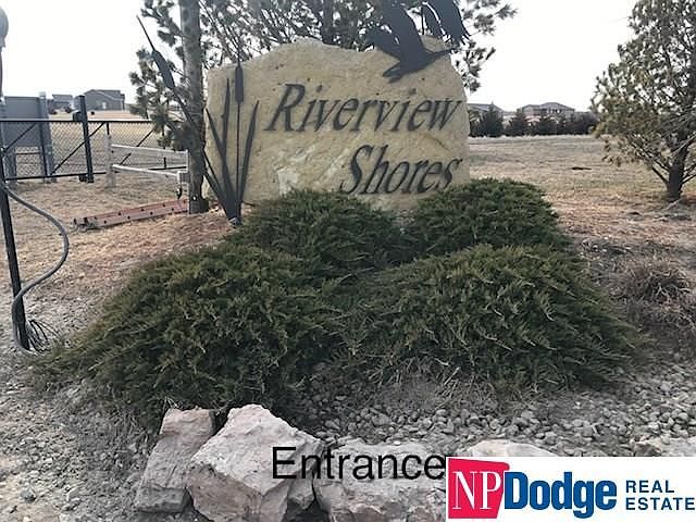 1st image of 615 Shoreline Dr #65