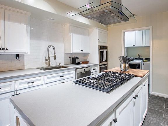 3rd image of 4608 Cerrillos Dr