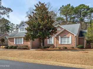 1009 Mill Run Rd, Sneads Ferry, NC 28460