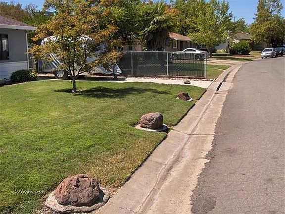 5th image of 3404 Mayfair Dr