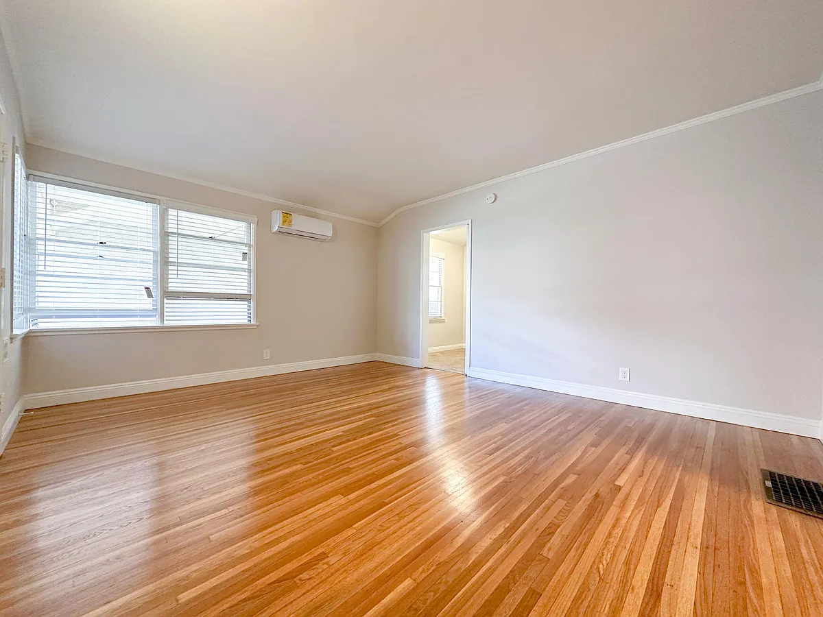 Building Photo - 116 E Bay State St #116