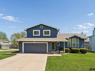 1801 Bristol St, Papillion, NE, 68046