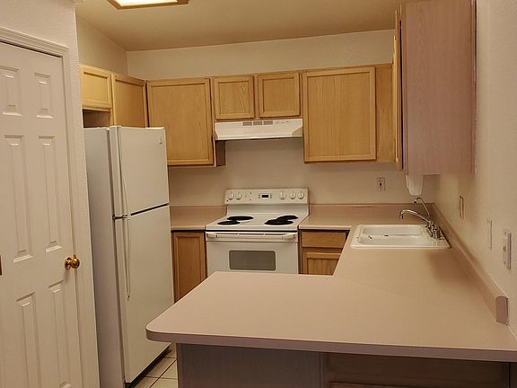 4th image of 3480 Tomahawk Dr APT 2