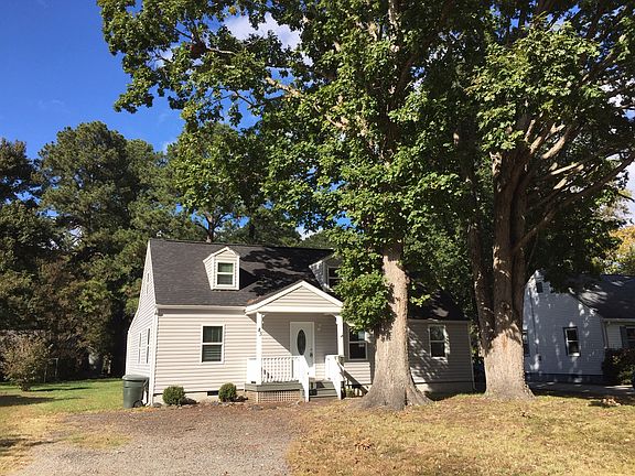 3rd image of 83 Lakeside Dr